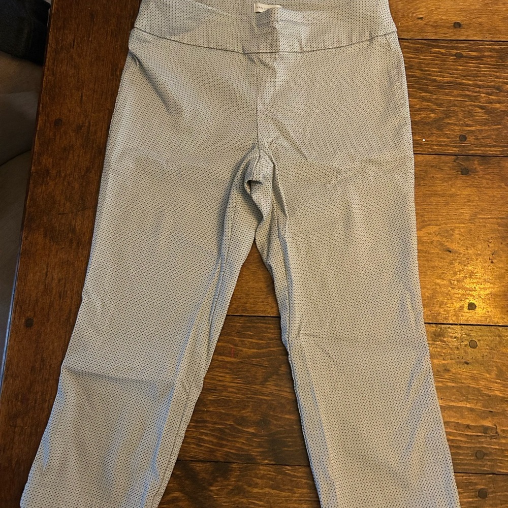 Van Heusen Gray Patterned Capris